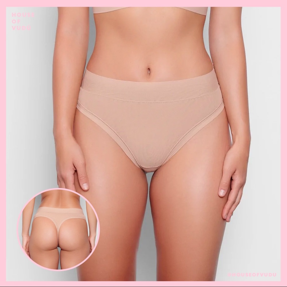 NWT - SKIMS Summer Mesh Mid Waist Thong - Nude/Clay - Size L